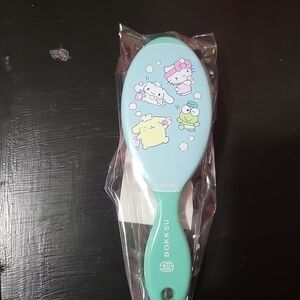 Hello Kitty & Friends x Bokksu - Exclusive Limited Edition Hair Brush